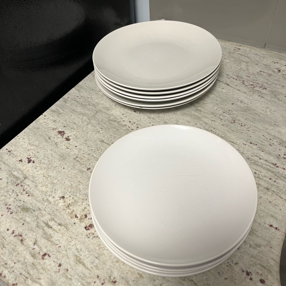 Dinnerware Set